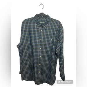 Orvis gray/blue plaid long sleeve button down shirt with pocket. Large